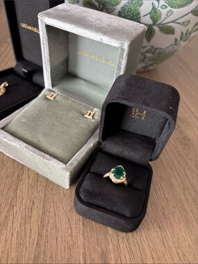 Logan Hollowell Green Onyx and Diamonds Yellow Gold  Ring size 6.
